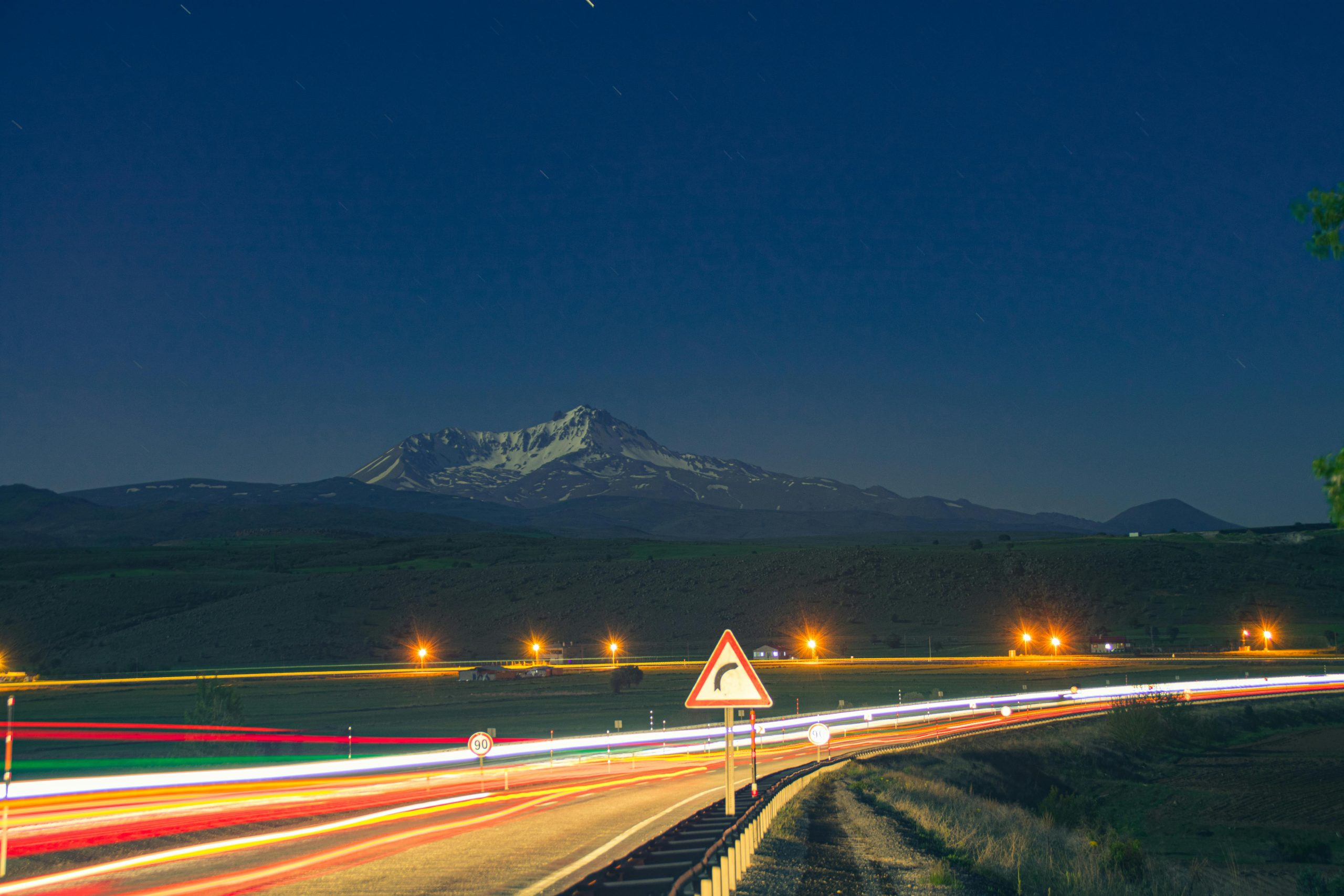 Navigating the Evolving Landscape of Workplace Transformation